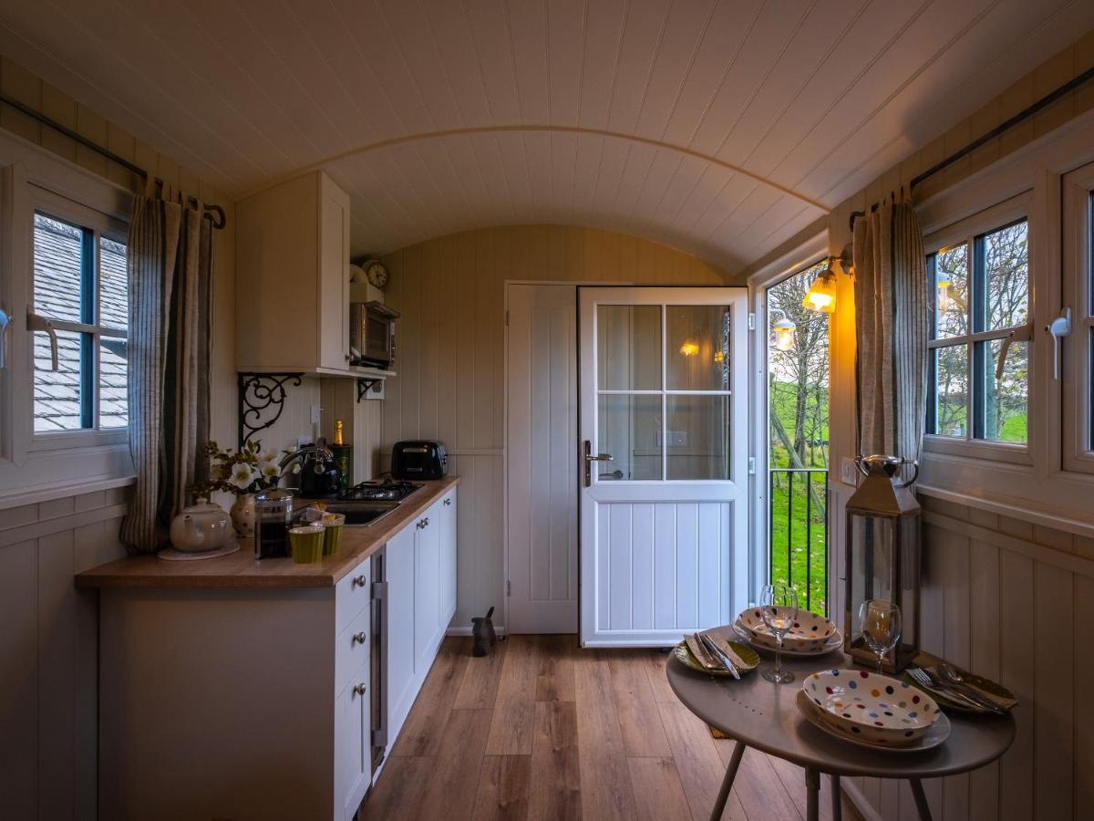 The Pleasant Hut At Mountpleasant Farm Villa Ълвърстън Екстериор снимка